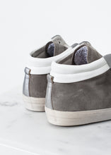 Load image into Gallery viewer, High Top Sneaker